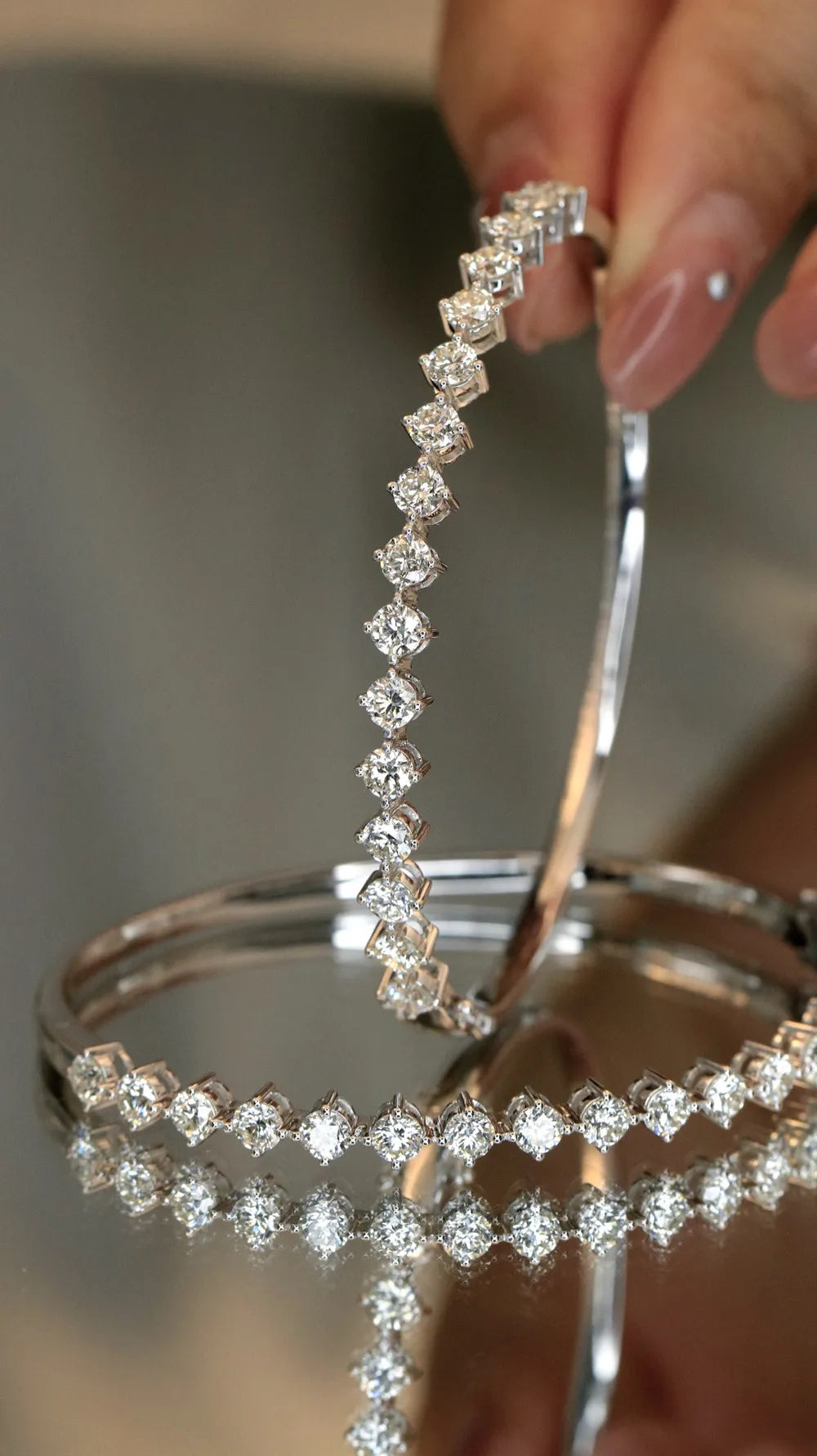 Camelia Jewelry Classic Real 18K Solid White Gold AU750 Jewelry Four Claw Natural Diamonds 3.0carat Bangles Bracelets for Women Gift