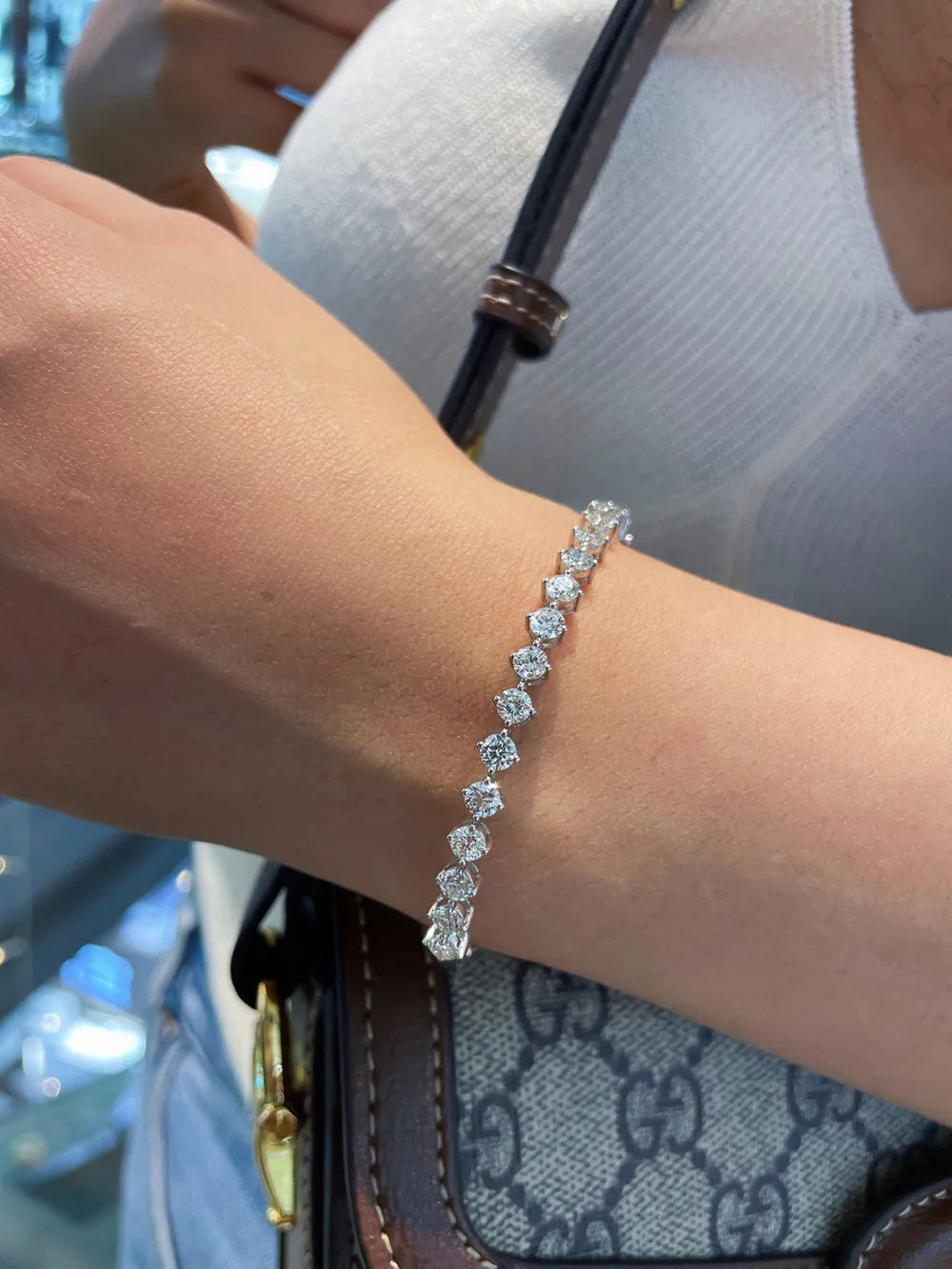 Camelia Jewelry Classic Real 18K Solid White Gold AU750 Jewelry Four Claw Natural Diamonds 3.0carat Bangles Bracelets for Women Gift